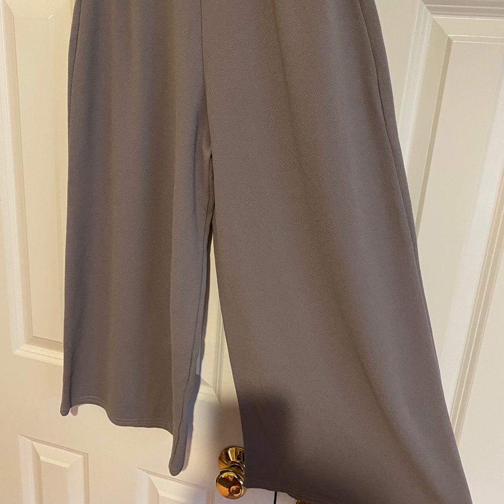 Boohoo Gray Culottes